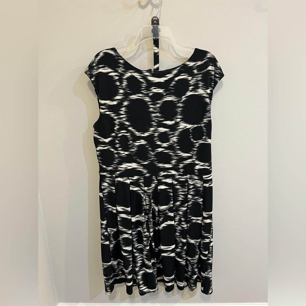 Black and white dress